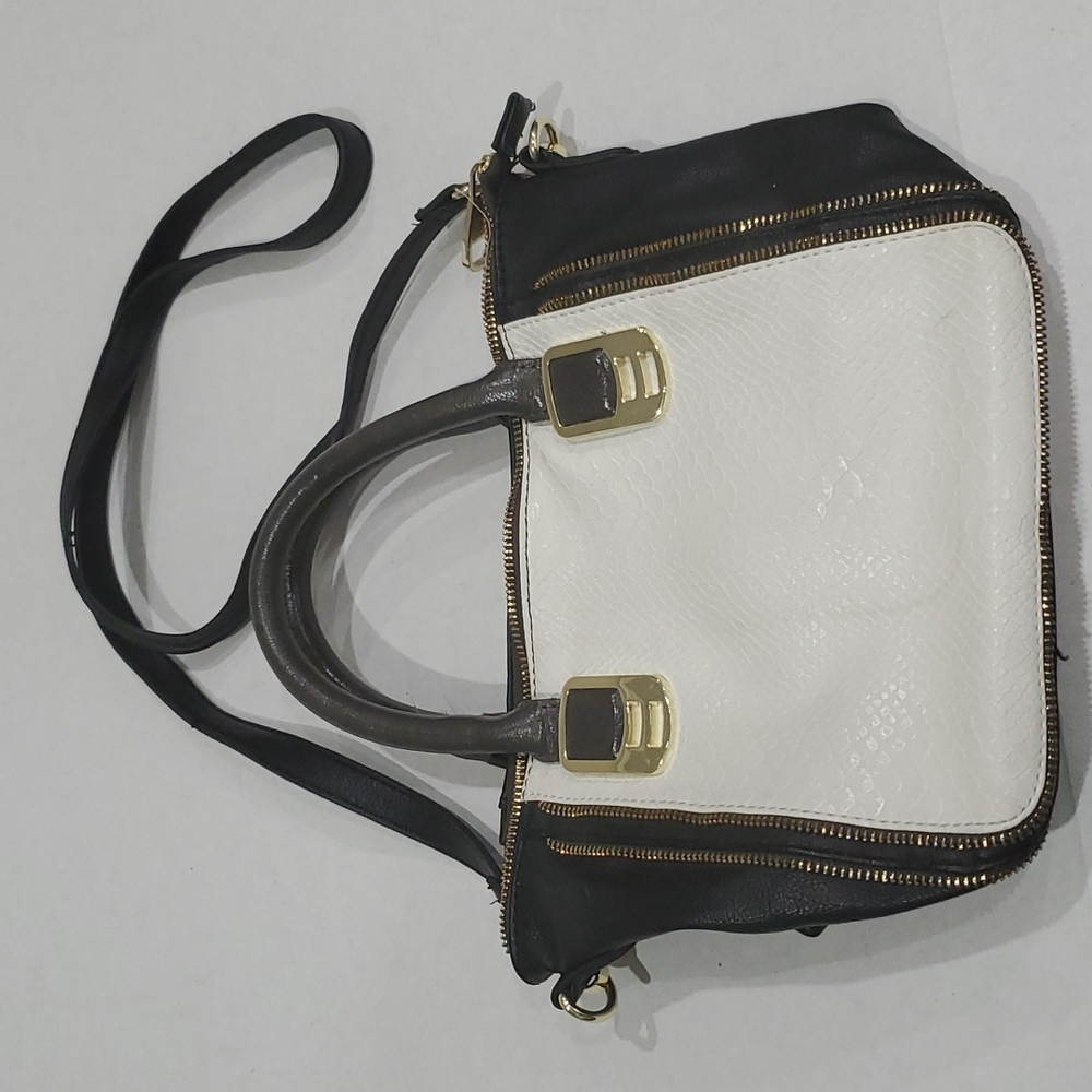 Steve Madden Black and White Crossbody Bag